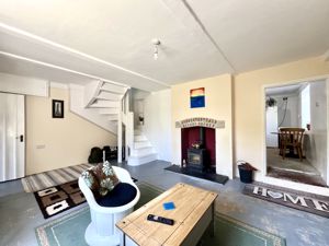 Living Room- click for photo gallery